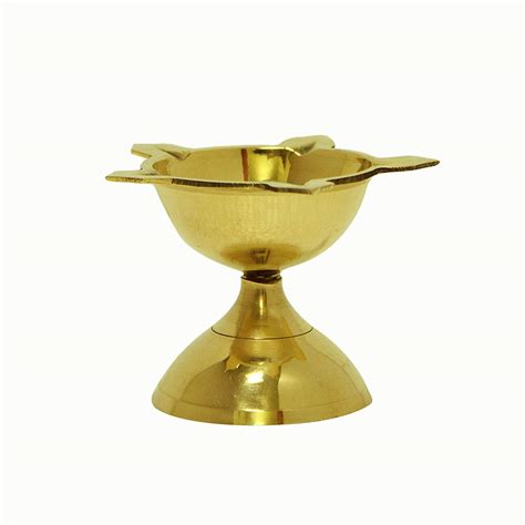 Neoteric Traditional Brass Fancy Five Face Diya Pooja Oil Lamp for Home ...