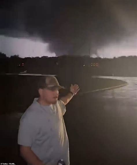 Deadly Tornado 的图像结果