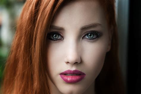 Portraits of People around the World 的图像结果