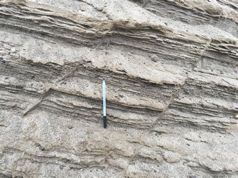 What are these cross cutting lines in glacial till deposits? : r/geology