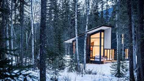 10 breathtaking Airbnb homes to book if you love the outdoors | Vogue India