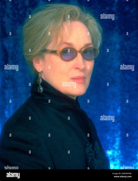 MERYL STREEP in THE HOURS (2002), directed by STEPHEN DALDRY. Credit ...