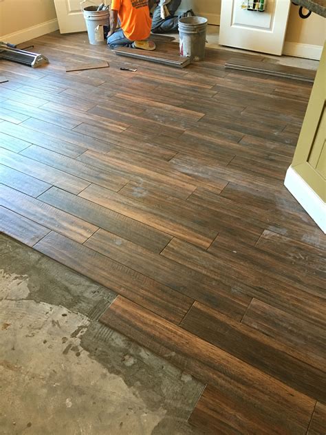 Wood Look Tiles - The Latest Trend In Home Design - Home Tile Ideas