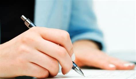 Sign Over a Check 的图像结果