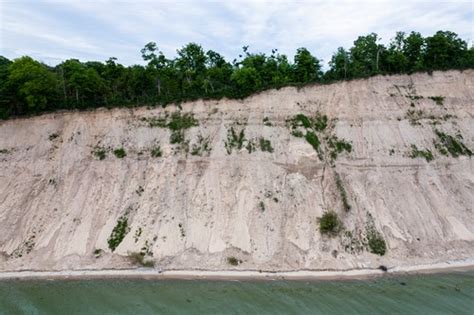 Clay Cliffs in Northern Michigan: The wild lakeshore cliffs you’ve ...