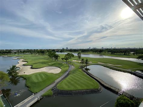 Summit Windmill Golf Club | Discount Tee Times | Golf Bangkok