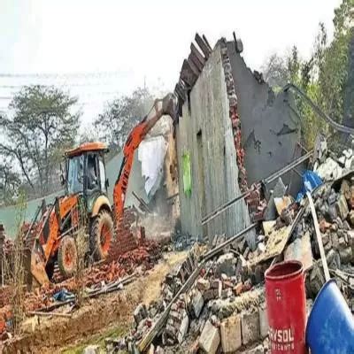 Faridabad Aravali Demolition Commences