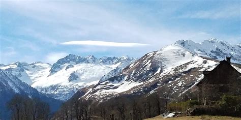 The Nightingale – Kristin Hannah – War Crows