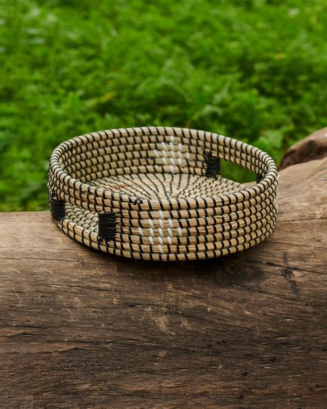 Waadi Basket Tray – Nicobar