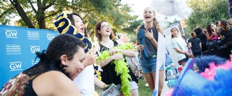 International Applicants | Office of Undergraduate Admissions | The ...