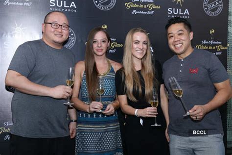 Sula Selections Globe in a Glass Roadshow '17- The Etimes Photogallery ...