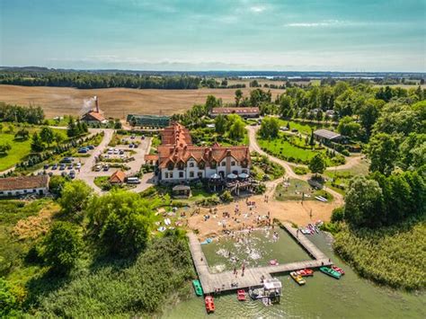 FOLWARK LEKUK (Lekuk Maly) - Resort Reviews, Photos, Rate Comparison ...