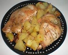 come cucinare il pollo al forno con patate ricetta pollo al forno con patate come cucinare il pollo al forno con patate ricetta pollo al forno con patate