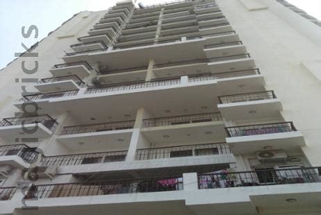 Mahagun Maple in Sector 50, Noida: Price, Brochure, Floor Plan, Reviews