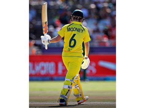 Women's Cricket World Cup: Beth Mooney, Alana King shine as Australia ...