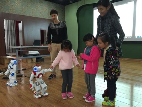 少儿机器人：凭什么说机器人教育领跑未来教育？ - 知乎