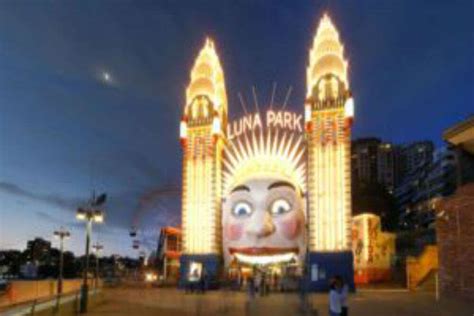 Luna Park, Sydney - TimesTravel