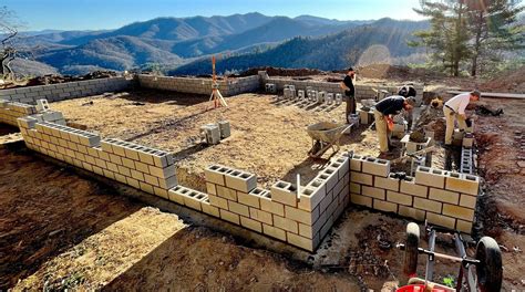 How to lay a solid block foundation from scratch