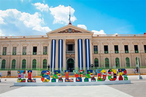 Experience El Salvador: 5 Things You HAVE to Do - Adventuring With Friends