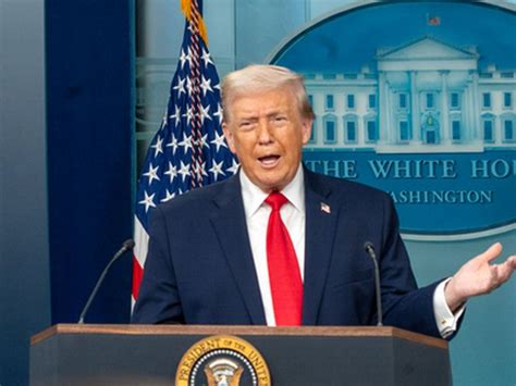Trump orders halt to Anthropic use
