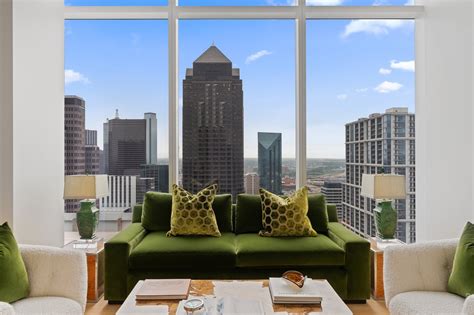 HOME 2402 - HALL Arts Residences