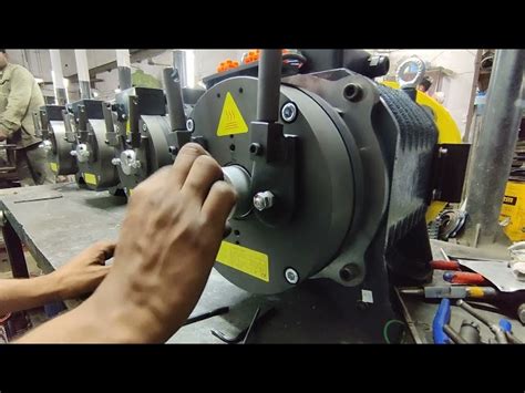 Elevator Motor - Gearless Elevator Traction Machine, Gearless Elevator ...