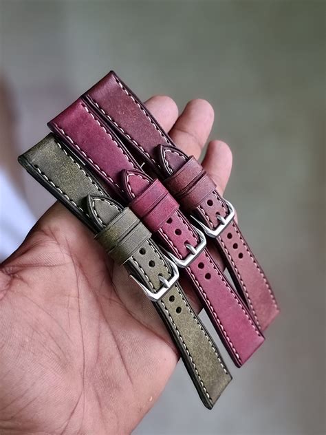 Italian pueblo leather strap - Indianleathercraft