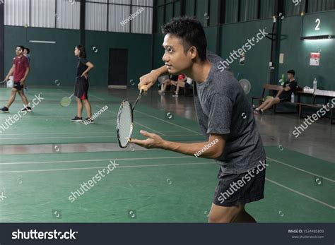 Play Badminton 的图像结果