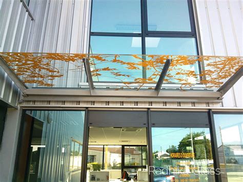 Photo Gallery - Colored Laminated Glass