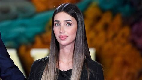 Cos'è la vaginoplastica, l'intervento che avrebbe fatto Michelle Comi per riconquistare la ...