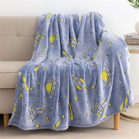 Buy FunBlast Polyester Glow in The Dark Blanket for Kids – Cartoon ...