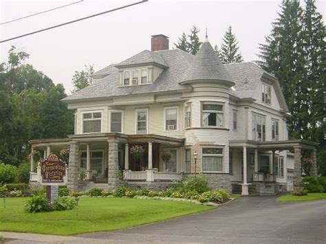 CORNERSTONE VICTORIAN BED & BREAKFAST (Warrensburg, NY - Lake George ...