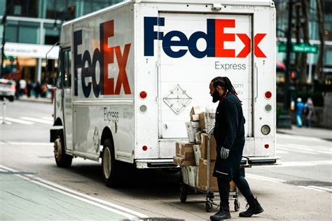 FedEx announces major change to delivery times