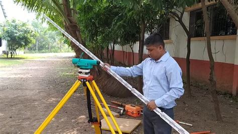 Dumpy Level Instrument 的图像结果