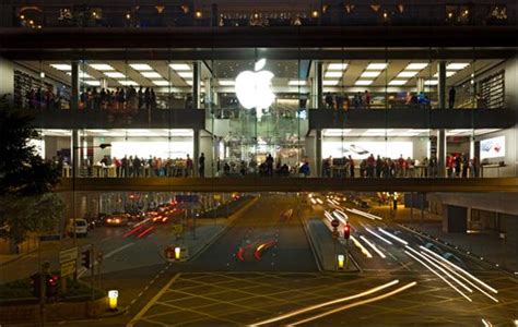 自家泄露：苹果香港官网公布新一代iPhone名称|iPhone|苹果|名称_手机_新浪科技_新浪网