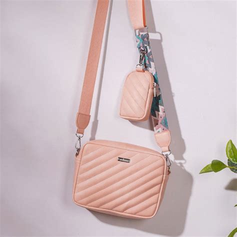 Crossbody Bag Pink Online - Premium Sling Bag | Nestasia