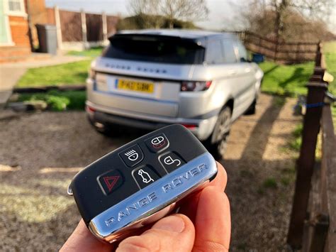The Advanced Technology in Range Rover Keys: What You Need to Know