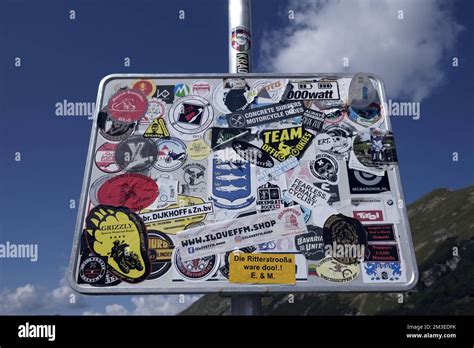 Shop Local Sign Stickers 的图像结果