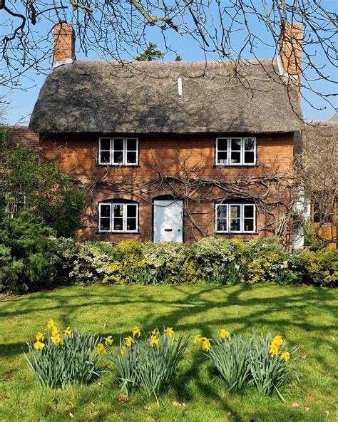 Janet Comer - Travel Lover & Photographer on Instagram: "Happy Friday! Hope you've had a good ...