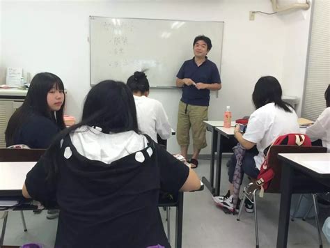 日本高中留学学校有哪些比较不错_蔚蓝留学网