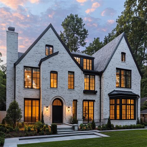 Impressive Modern Tudor Style Homes: Timeless Elegance & Modern