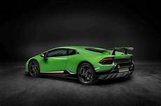 Pictures Of Lamborghini Huracan Performante by Lamborghini Huracan Performante Revealed Delivers 640 Hp Pictures Of Lamborghini Huracan Performante