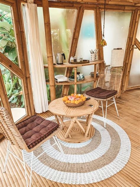 HIDEOUT LIGHTROOM - Eco Bamboo Home - Minicasa en alquiler en Selat ...