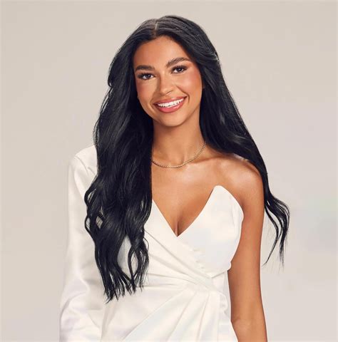 Secret Lives of Mormon Wives’ Layla Details Her ‘Very Toxic’ Marriage ...