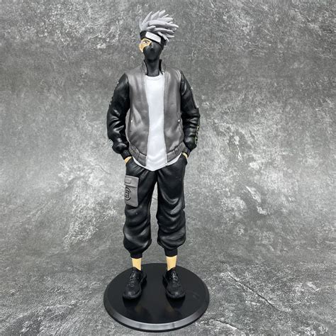 Kakashi Action Figure – Naruto Collectible Desk Display – Qnik