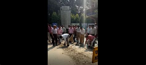 Swachhta hi Seva (SHS) Campaign in office of the Development ...