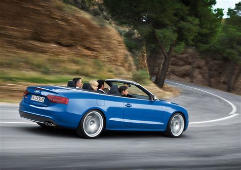 Audi S5 Cabriolet (2010) - picture 37 of 51