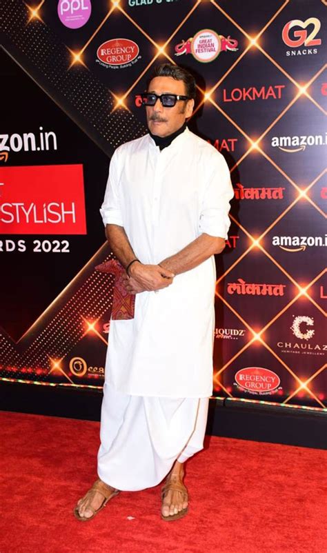Jackie Shroff’s White Dhoti-Kurta Style For Lokmat Most Stylish Awards ...