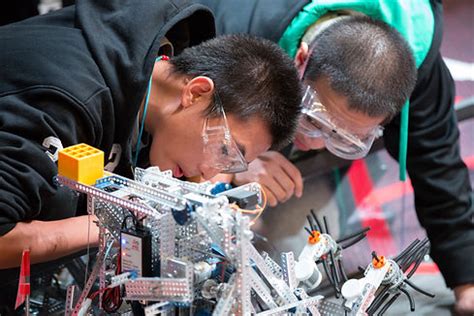 First Tech Channel 的图像结果