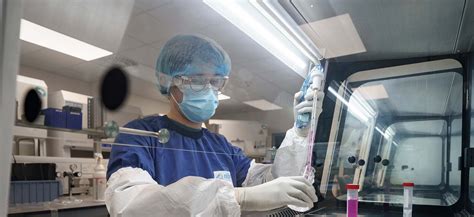 Lab Tech Colleges 的图像结果